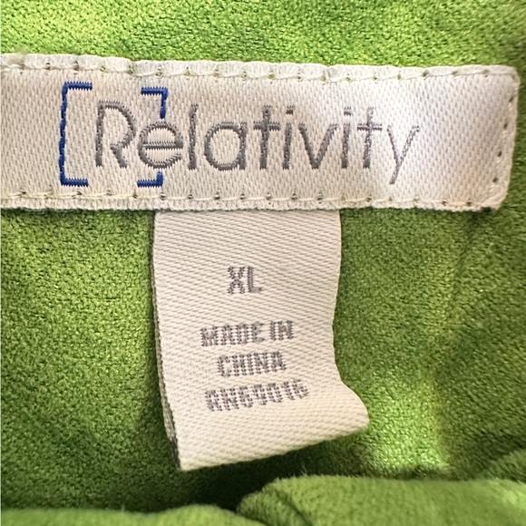 Relativity Bright Green Faux Suede Vest W/ Brass Colored Snaps & Zipper (XL) - Picture 12 of 12